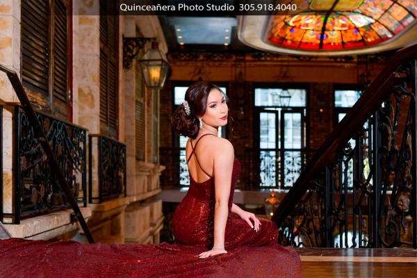 Experience the Magic of Captivating Quinceanera Photos in Miami